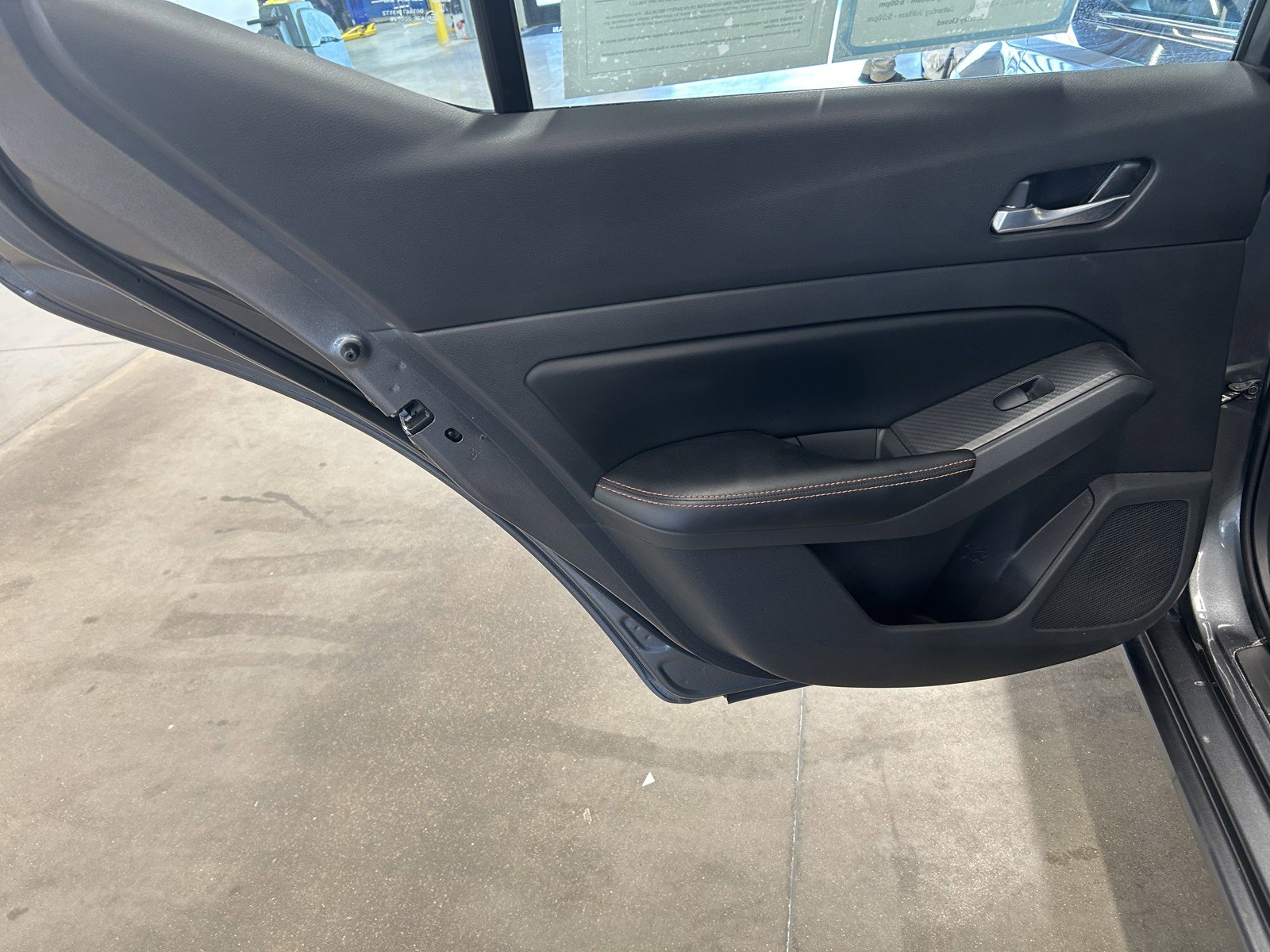 Used 2022 Nissan Altima 2.5 SR w/ Midnight Edition Package image 13