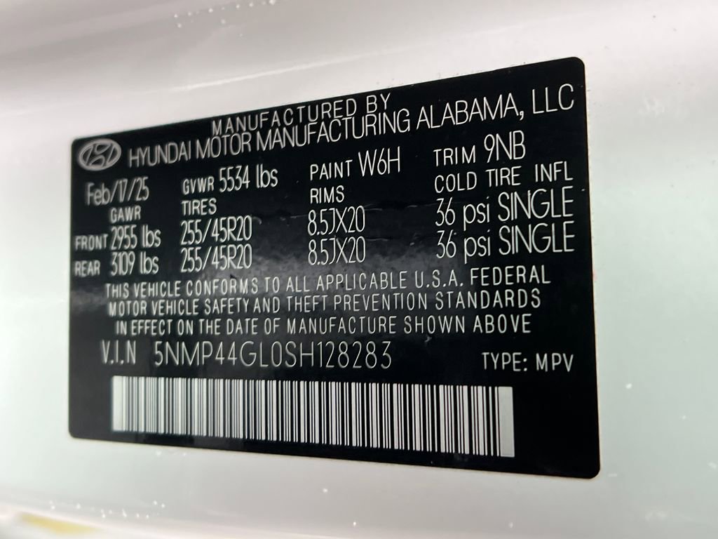 Used 2025 Hyundai Santa Fe Limited image 29