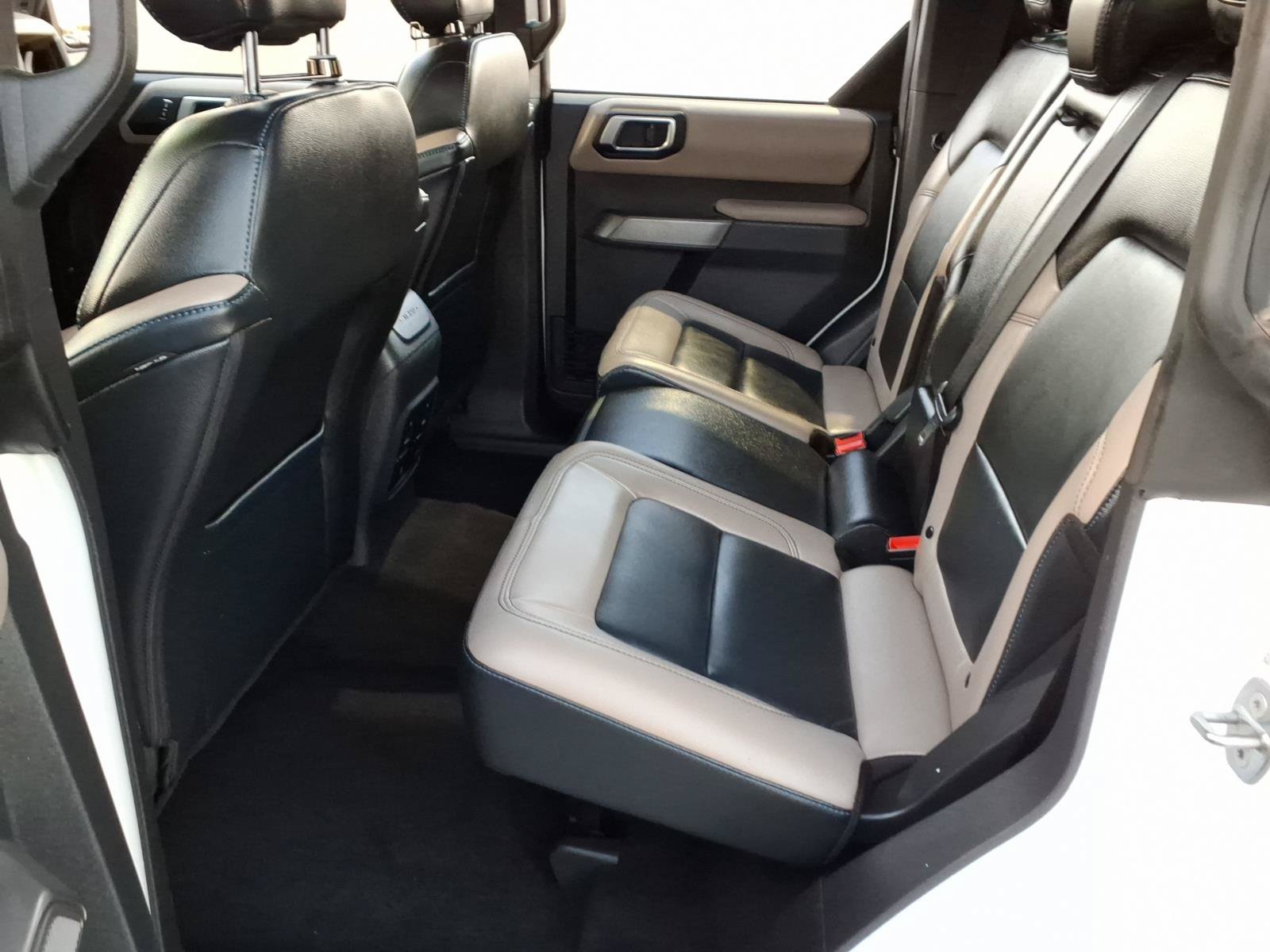 Used 2023 Ford Bronco Wildtrak AWD/4WD image 10