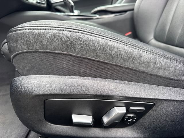 Used 2019 BMW 530i xDrive w/ Convenience Package image 13