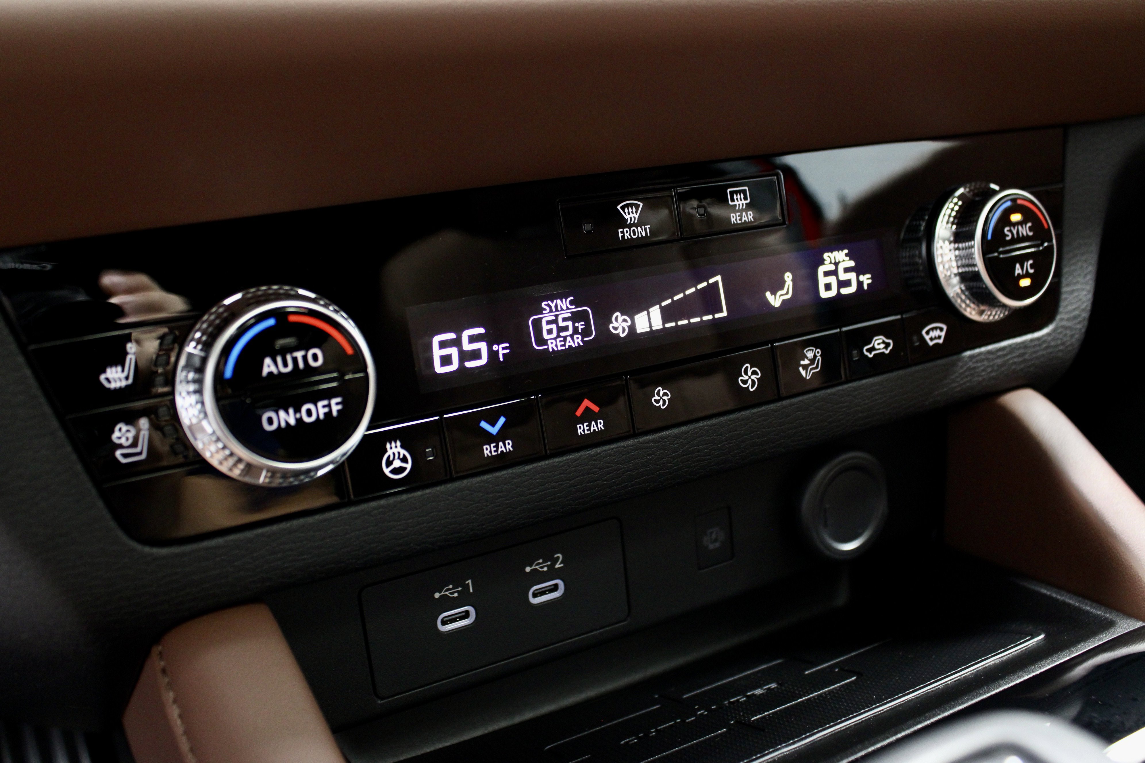 New 2025 Mitsubishi Outlander SEL image 26