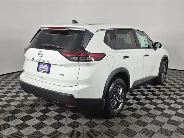 New 2026 Nissan Rogue S image 3