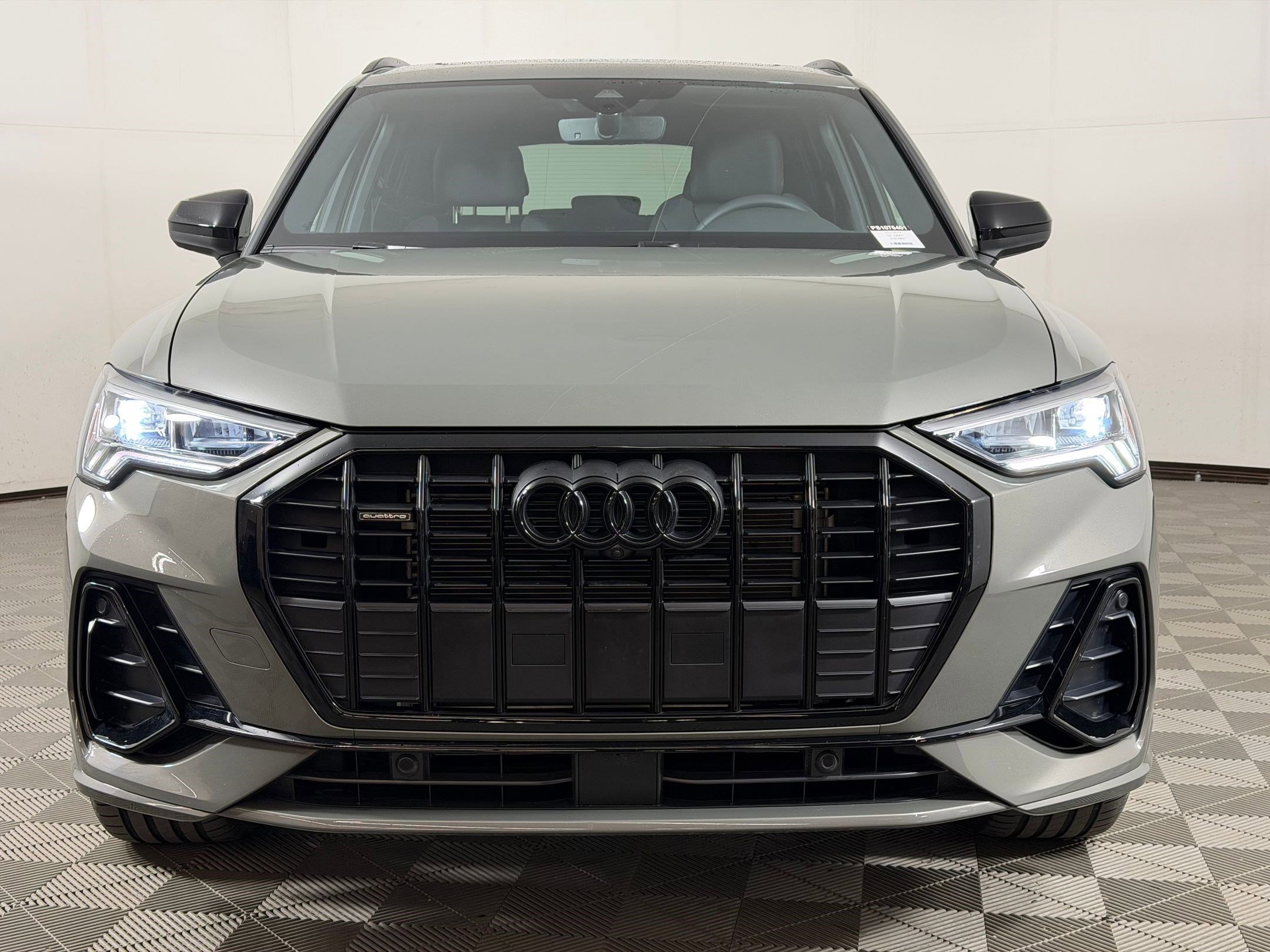 Certified 2025 Audi Q3 2.0T Premium Plus w/ Premium Plus Package AWD/4WD image 6