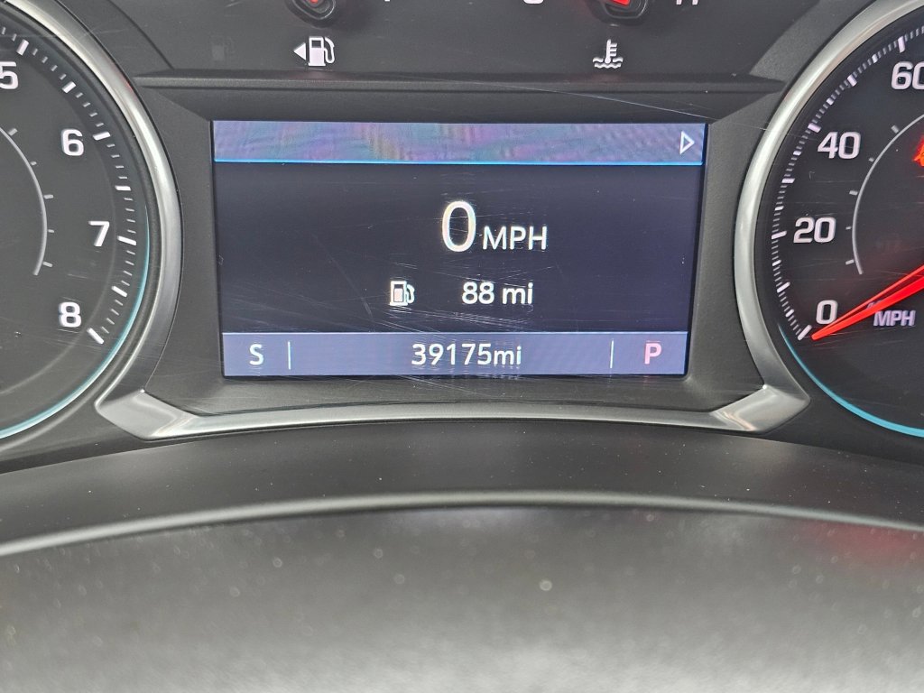 Used 2022 Chevrolet Equinox Premier w/ LPO, Cargo Package AWD/4WD image 5