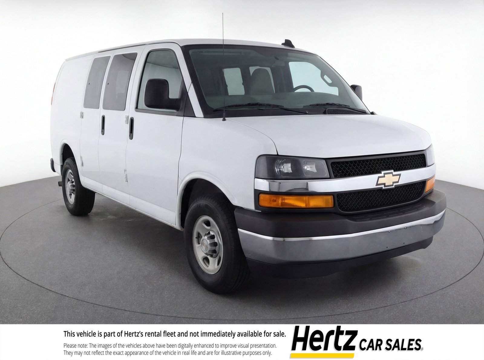 Used 2025 Chevrolet Express 3500 LT w/ LT Preferred Equipment Group RWD image 1