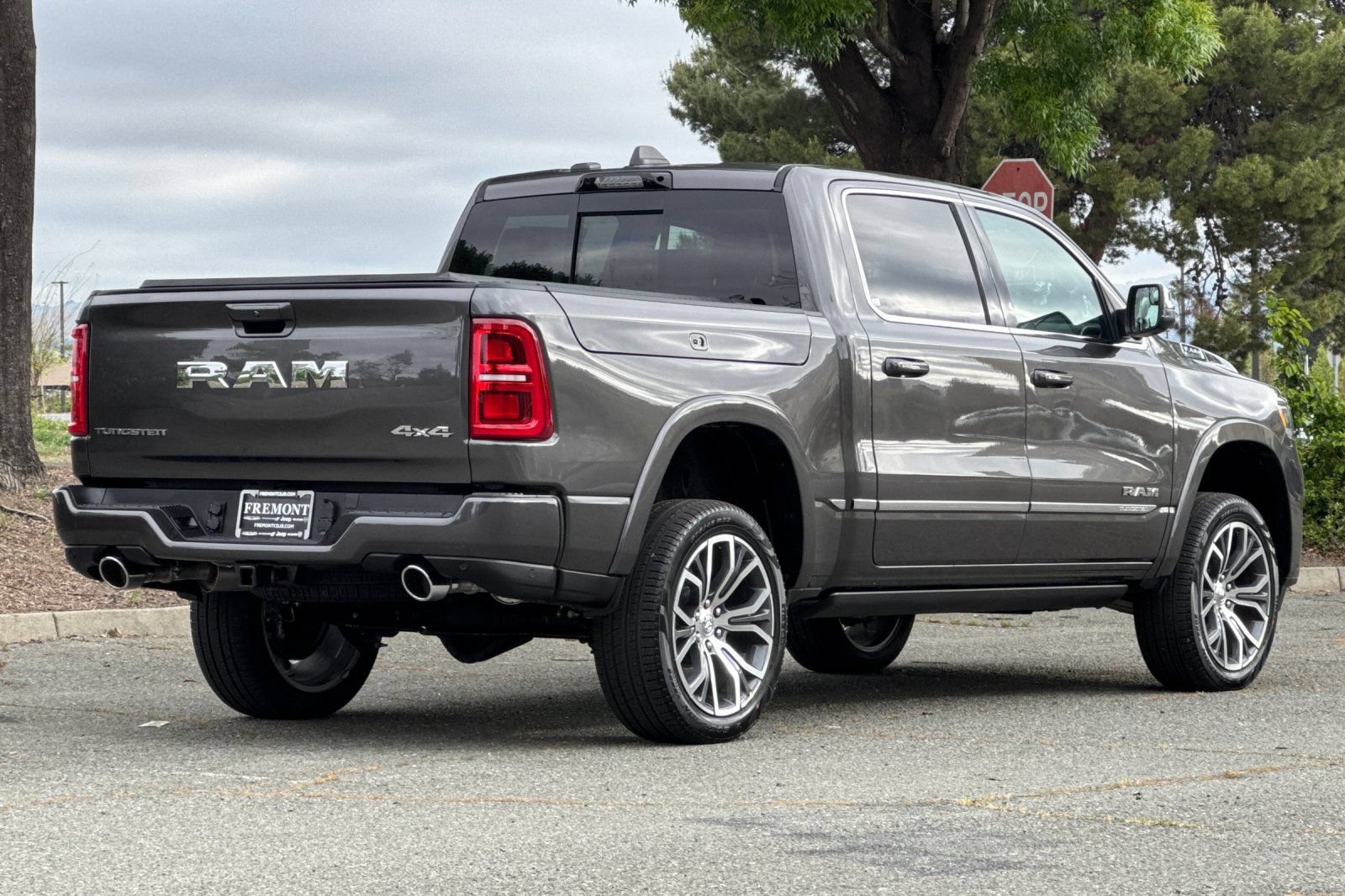New 2026 RAM 1500 Tungsten AWD/4WD image 3