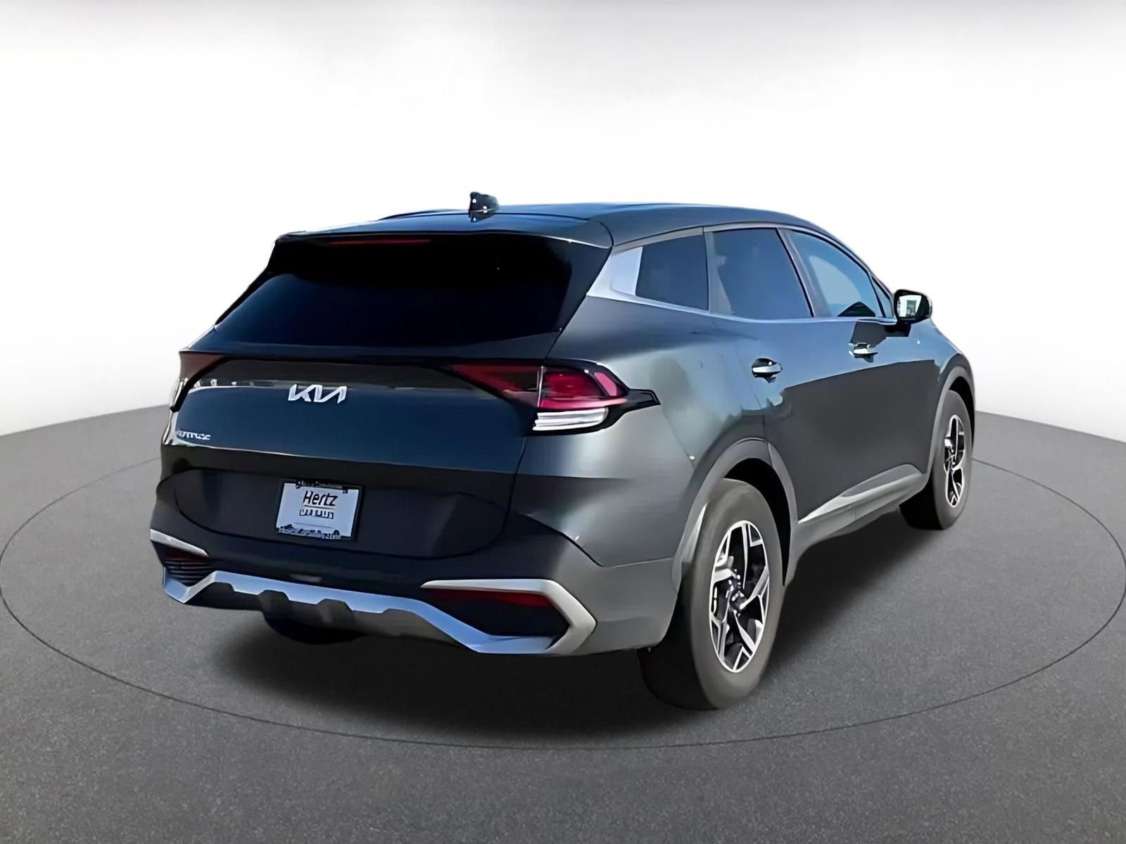 Used 2025 Kia Sportage LX image 15