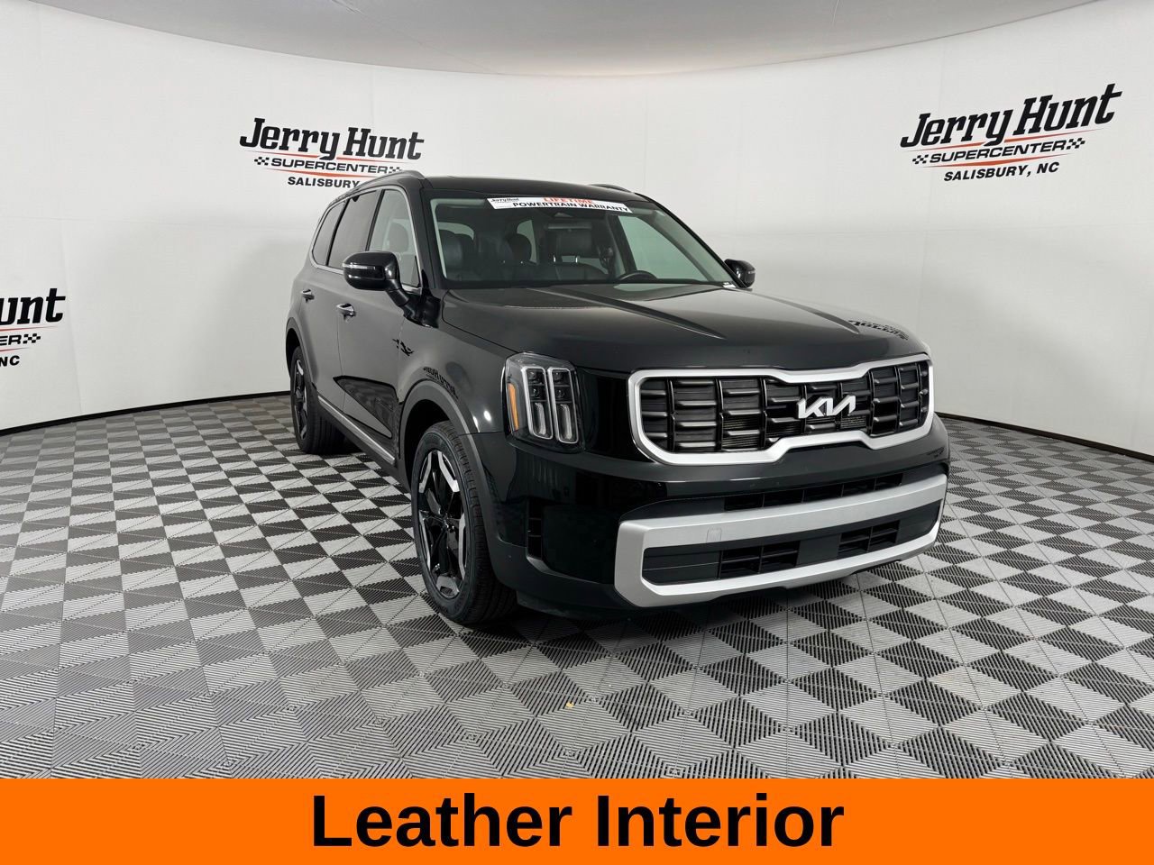 Used 2025 Kia Telluride S image 6