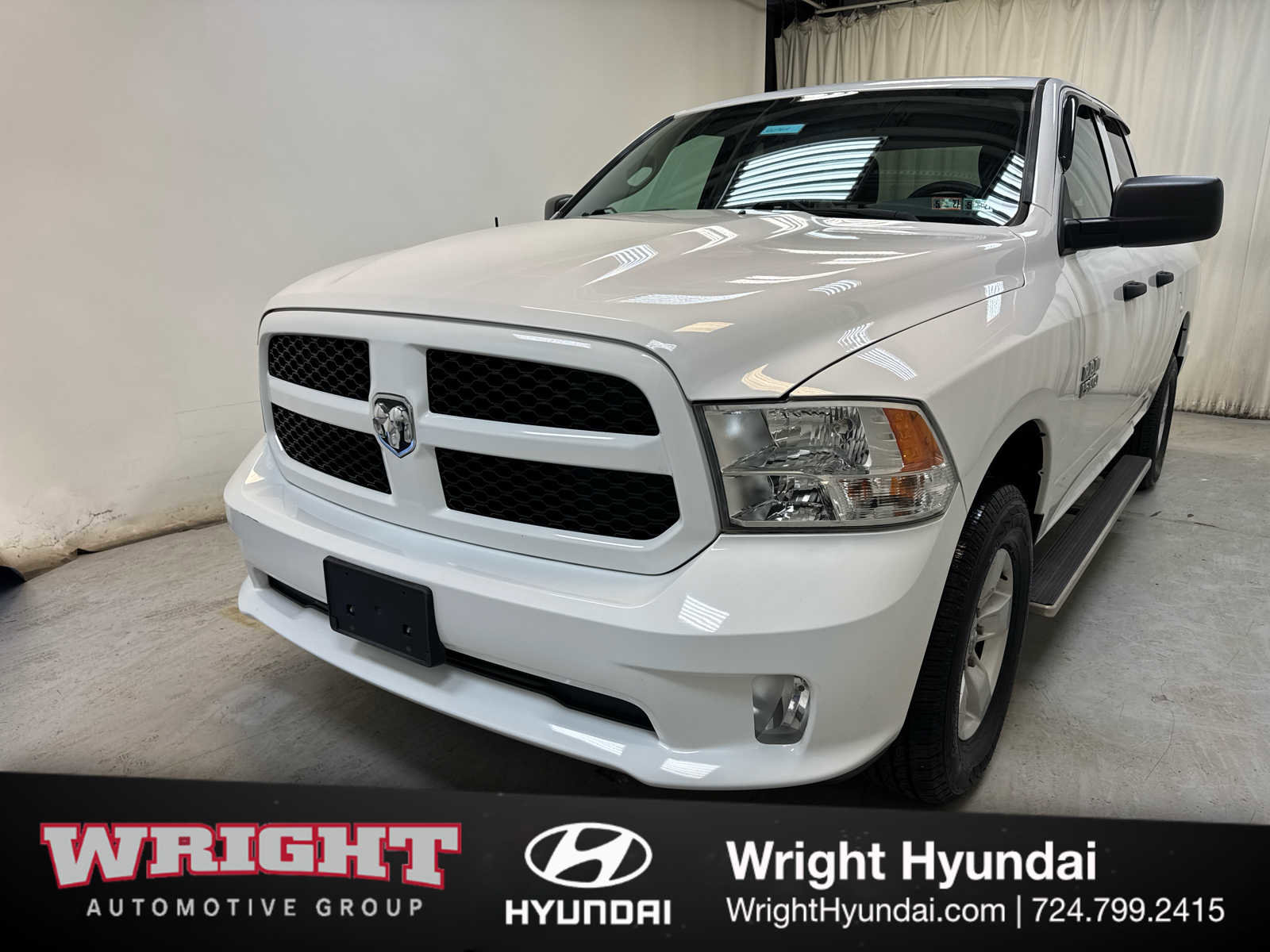 Used 2018 RAM 1500 Express AWD/4WD image 3