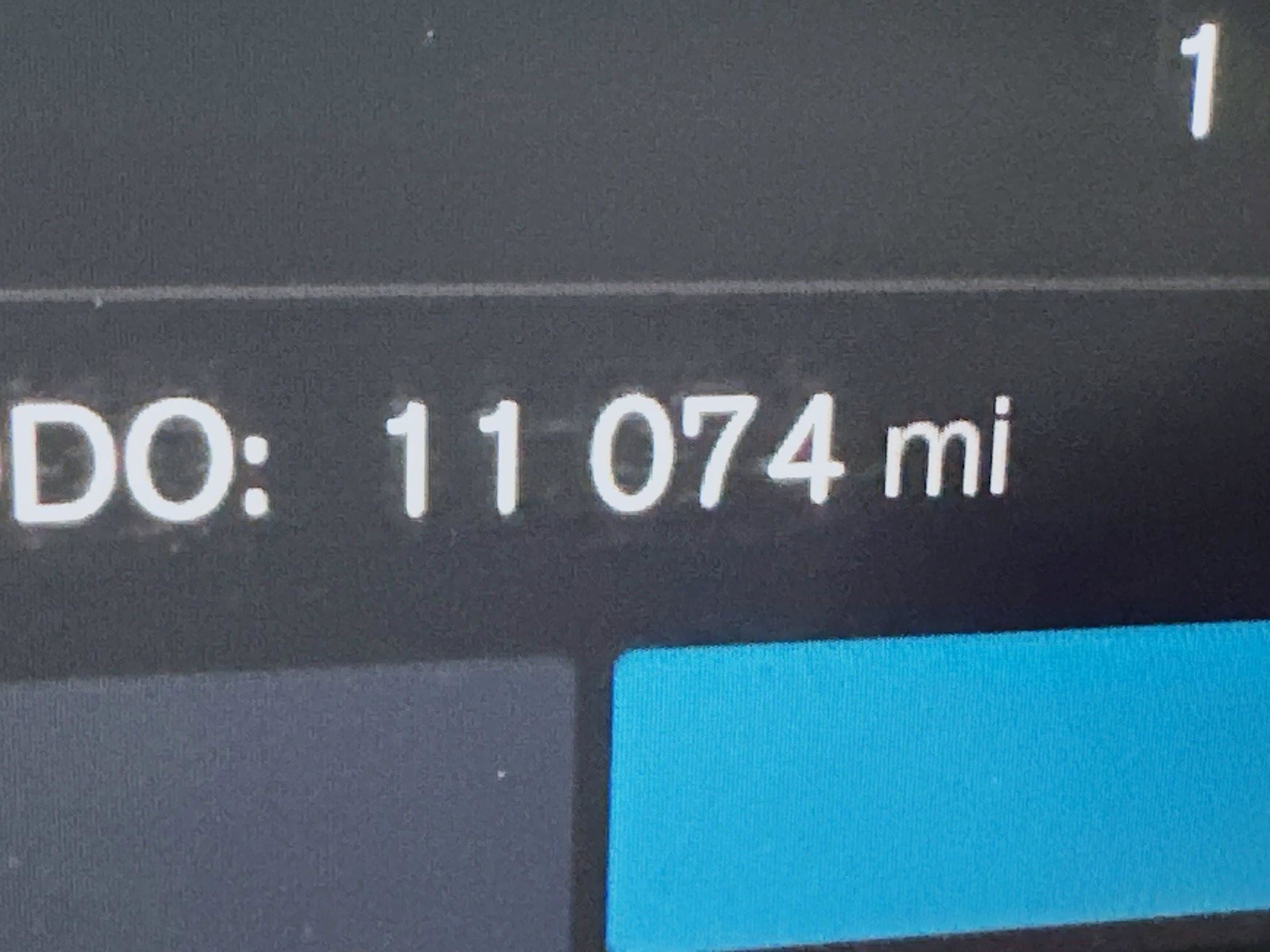 Used 2025 Volvo XC40 B5 Plus image 19