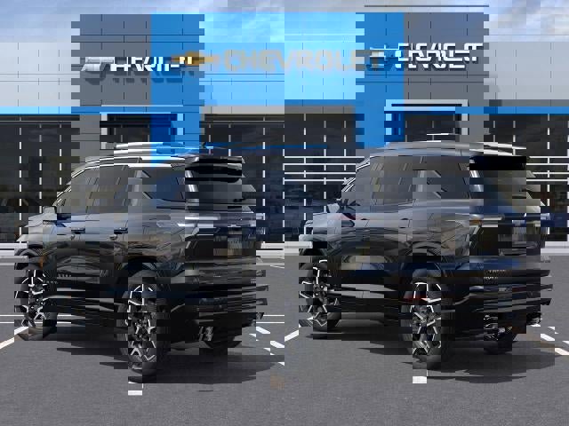 New 2026 Chevrolet Traverse High Country image 3