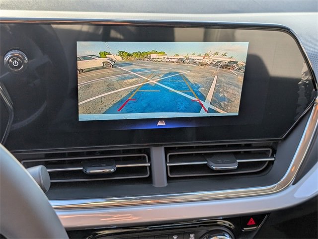 New 2025 Chevrolet Trax LT w/ Driver Confidence Package image 10