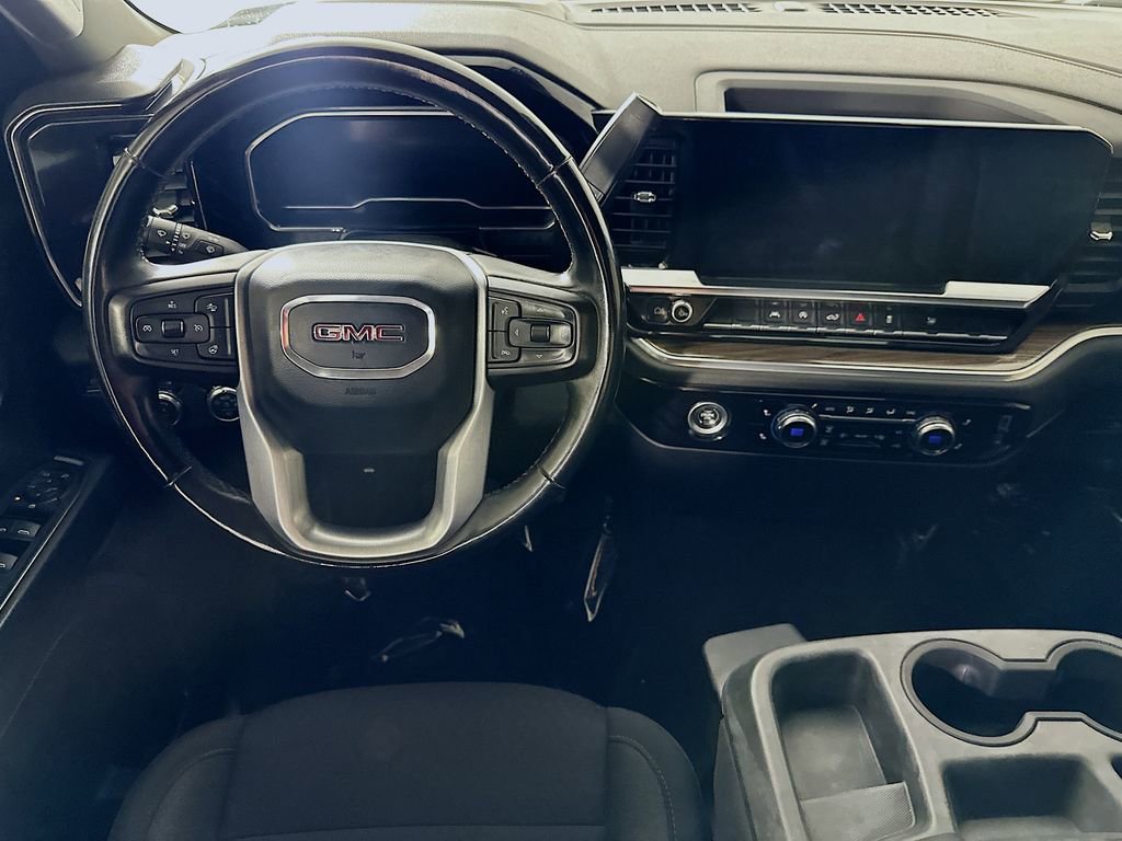 Used 2023 GMC Sierra 1500 Elevation image 17