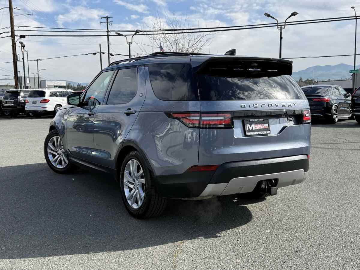 Used 2018 Land Rover Discovery HSE image 11