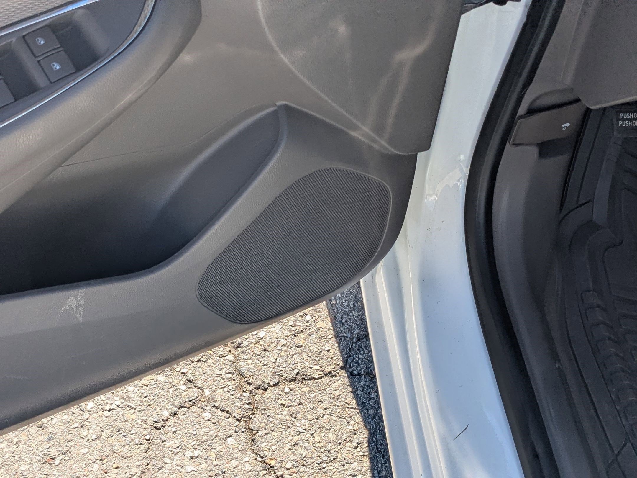 Used 2017 Chevrolet Cruze LT image 15