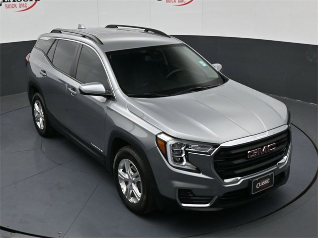 Used 2024 GMC Terrain SLE w/ Driver Convenience Package image 19
