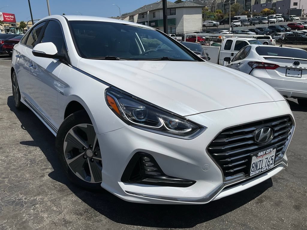 Used 2019 Hyundai Sonata Limited FWD image 1