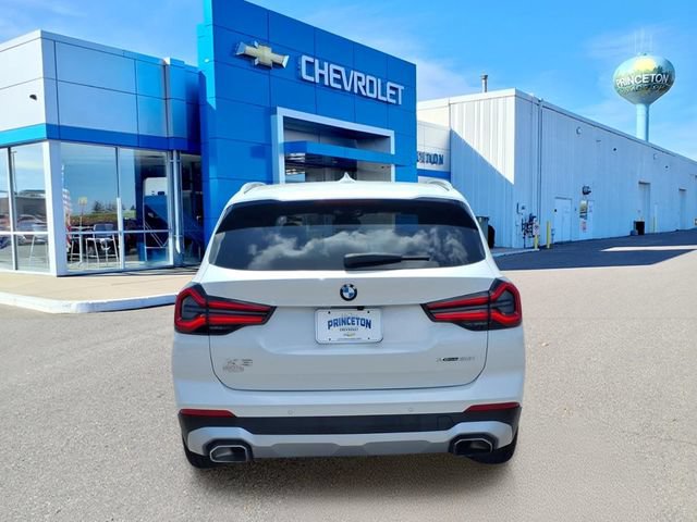 Used 2022 BMW X3 xDrive30i w/ Premium Package w/ZPA AWD/4WD image 4
