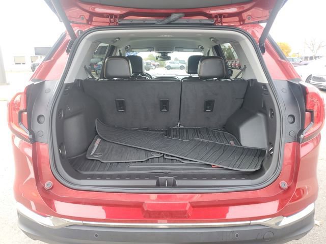 Used 2023 GMC Terrain AT4 image 31
