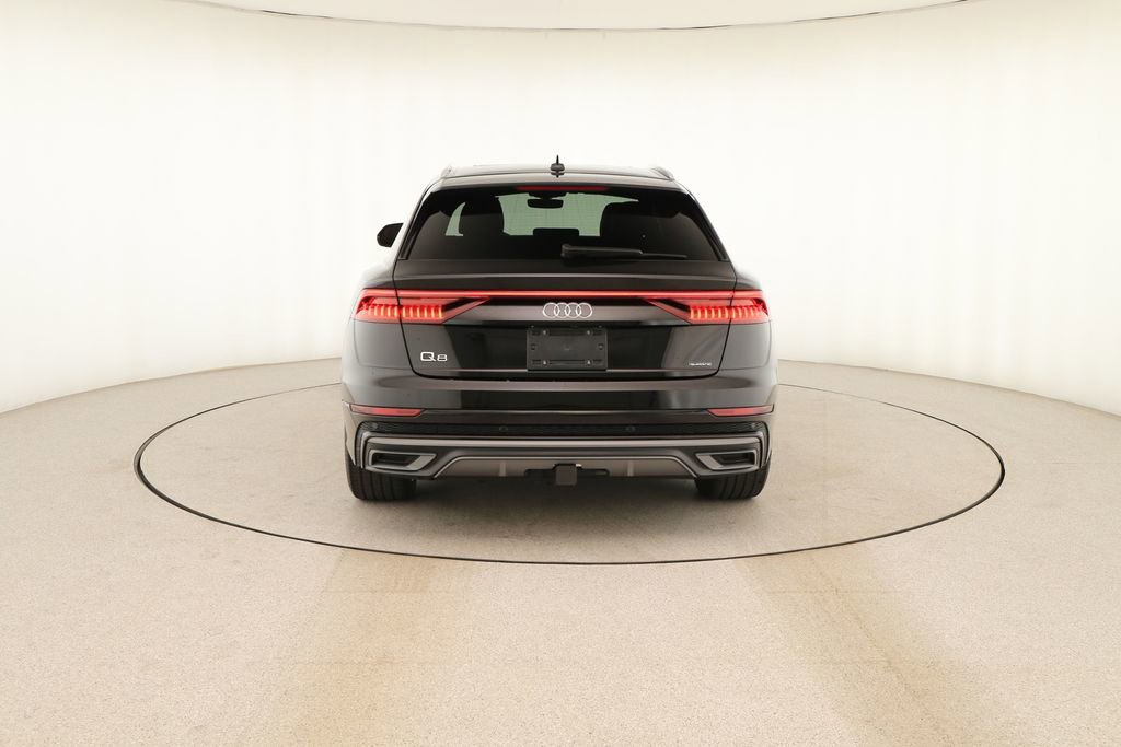 Used 2023 Audi Q8 Prestige w/ Prestige Package image 5