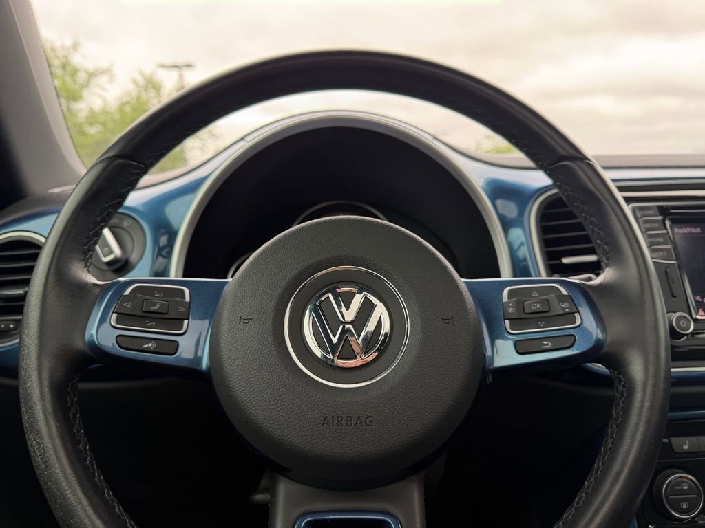 Used 2019 Volkswagen Beetle 2.0T SE w/ SE Premium Package FWD image 16