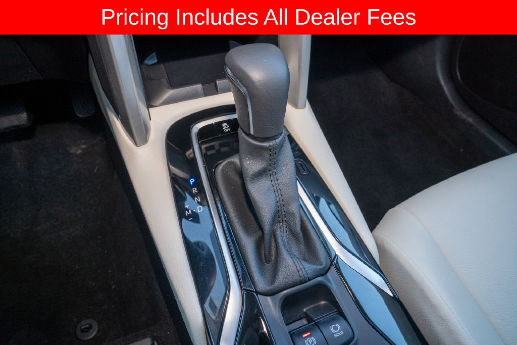 Used 2024 Toyota Corolla Cross XLE w/ Convenience Package AWD/4WD image 17