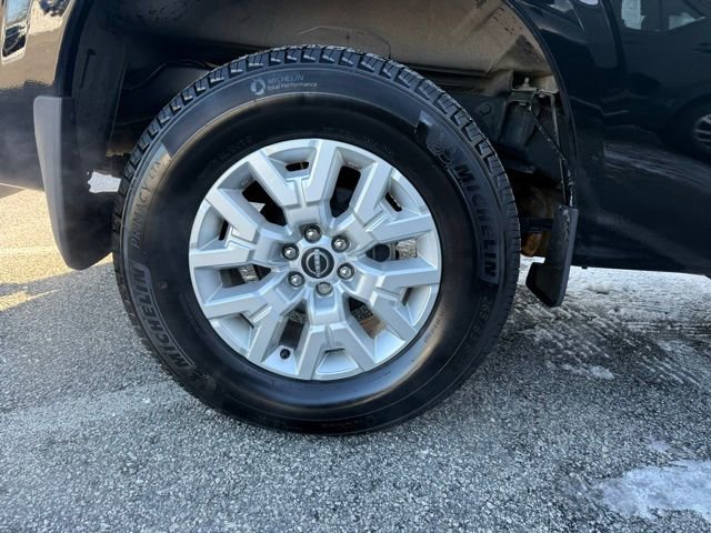 Certified 2024 Nissan Frontier SV w/ Technology Package image 12