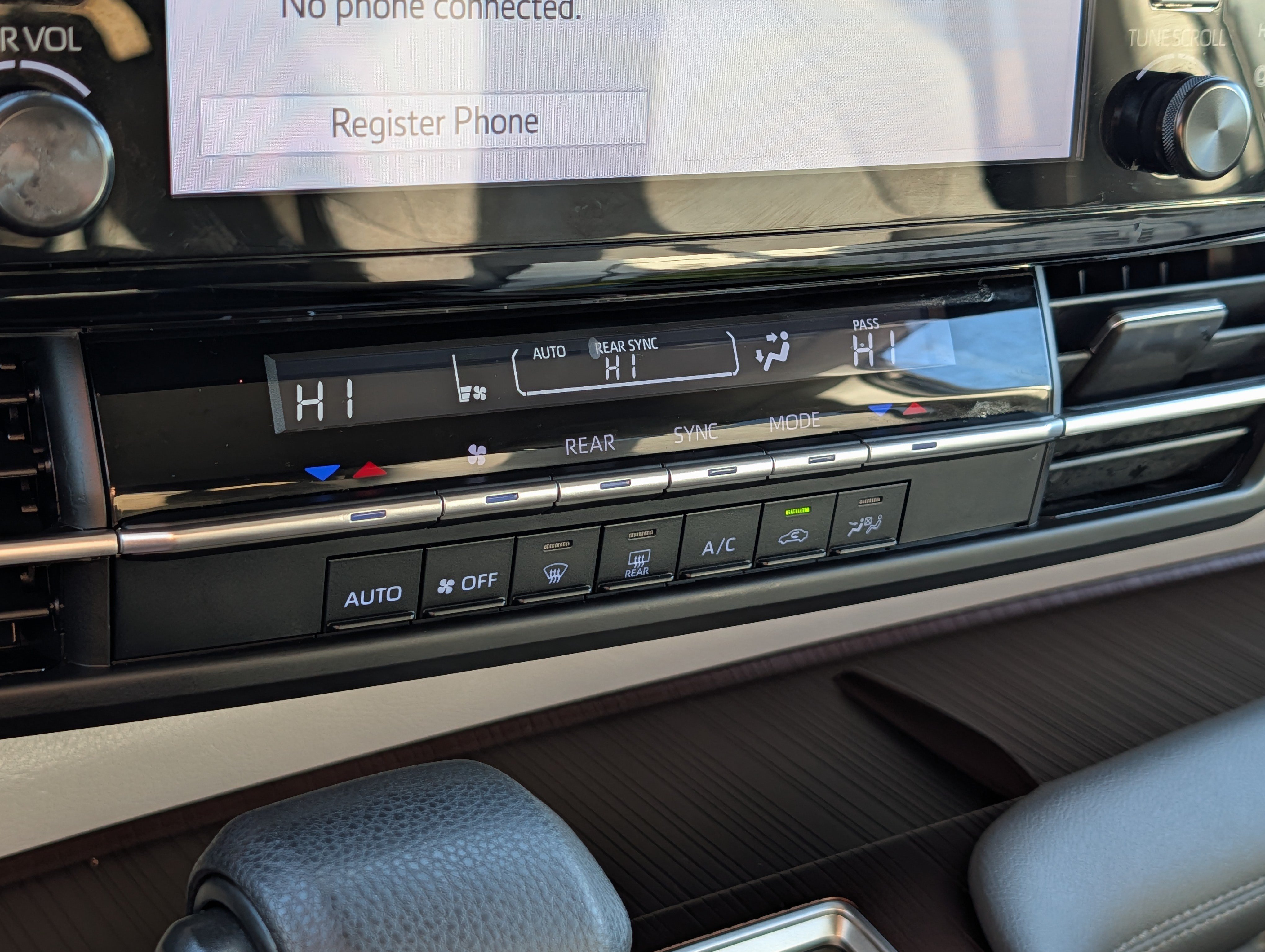 Used 2022 Toyota Sienna LE FWD image 23