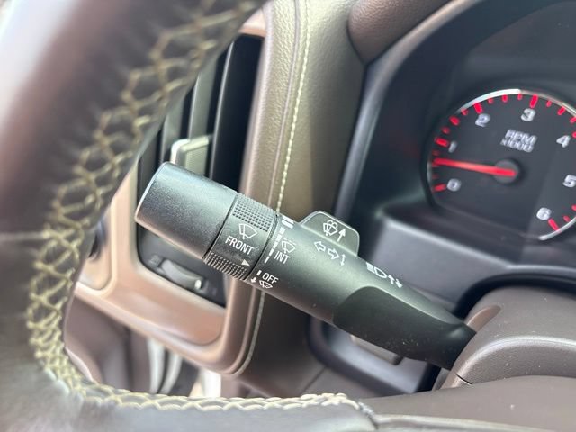 Used 2016 GMC Sierra 1500 Denali w/ Enhanced Driver Alert Package AWD/4WD image 21