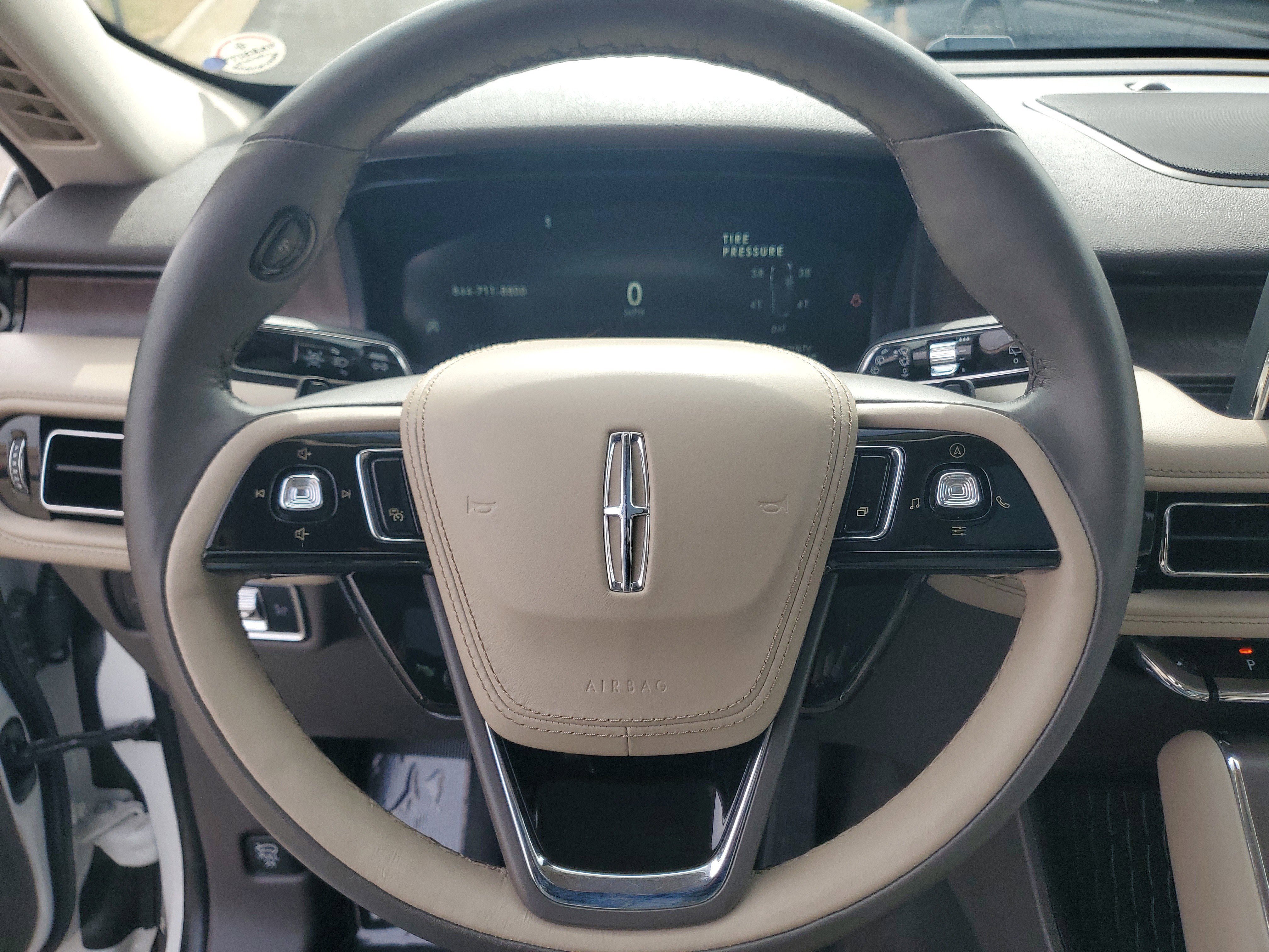 Used 2023 Lincoln Aviator Reserve w/ Equipment Group 201A image 14