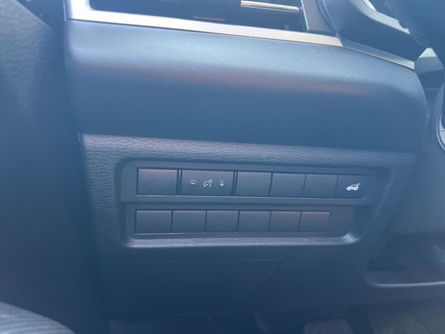 Used 2024 Mitsubishi Outlander SE image 14