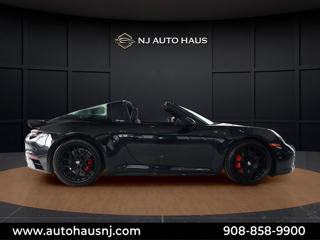 Used 2021 Porsche 911 Targa 4S image 9