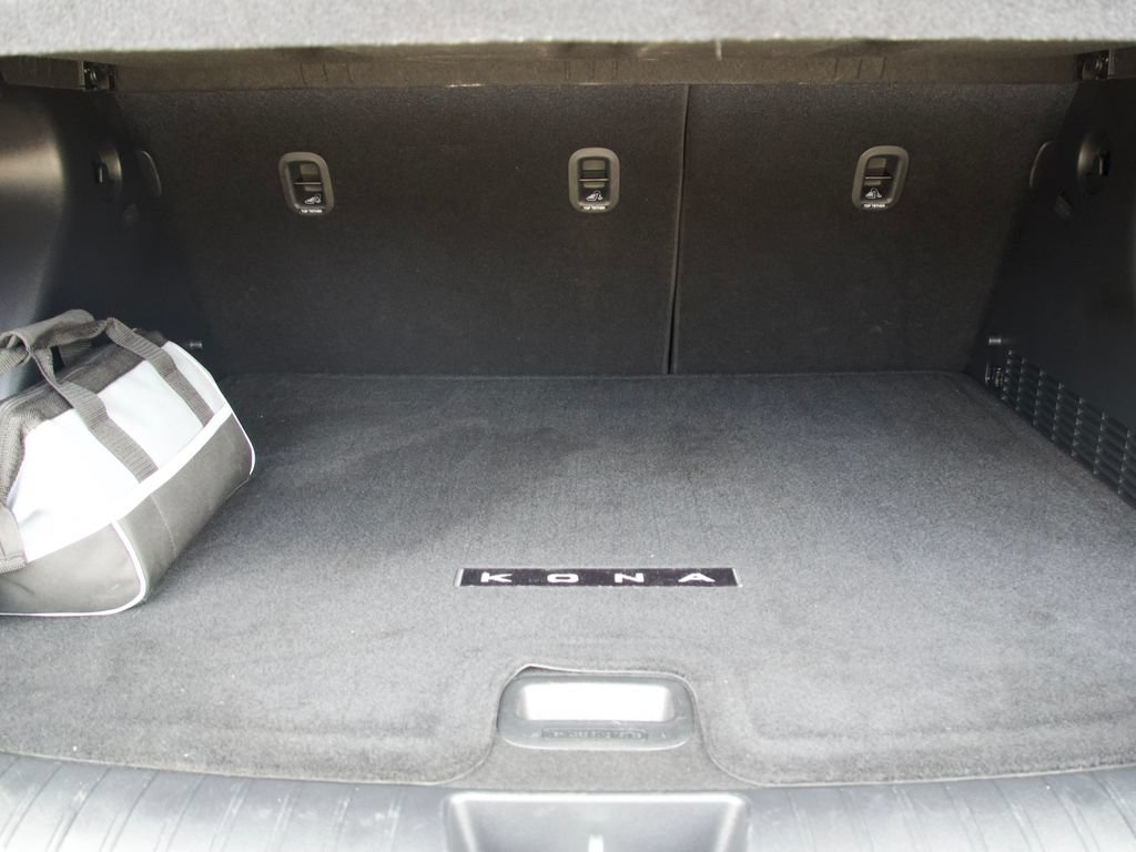 Used 2025 Hyundai Kona SEL FWD image 10