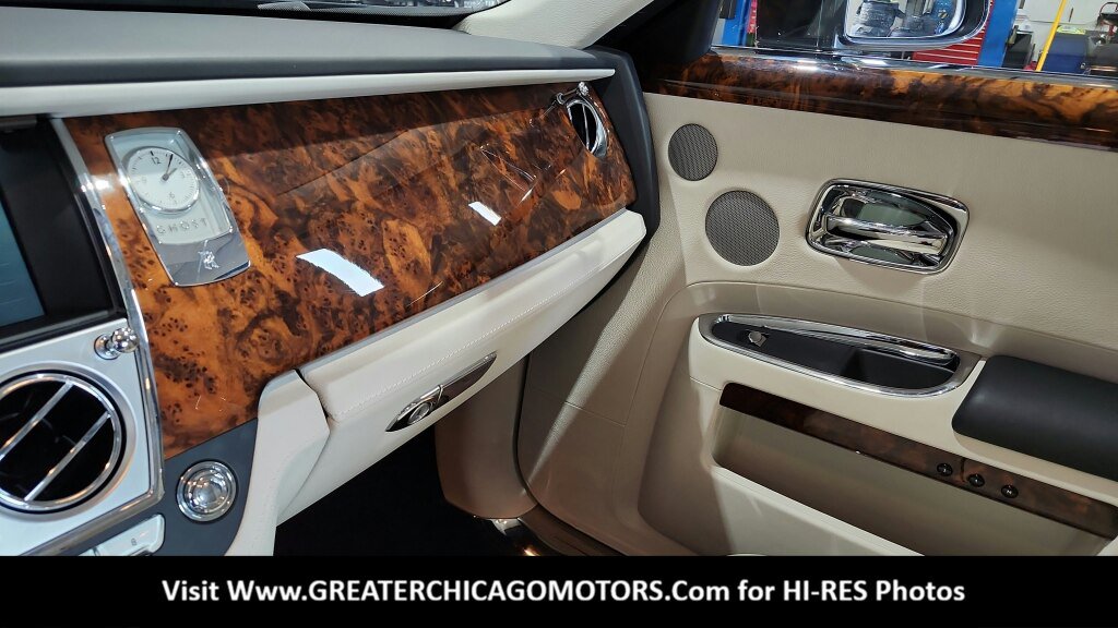 Used 2013 Rolls-Royce Ghost RWD image 36