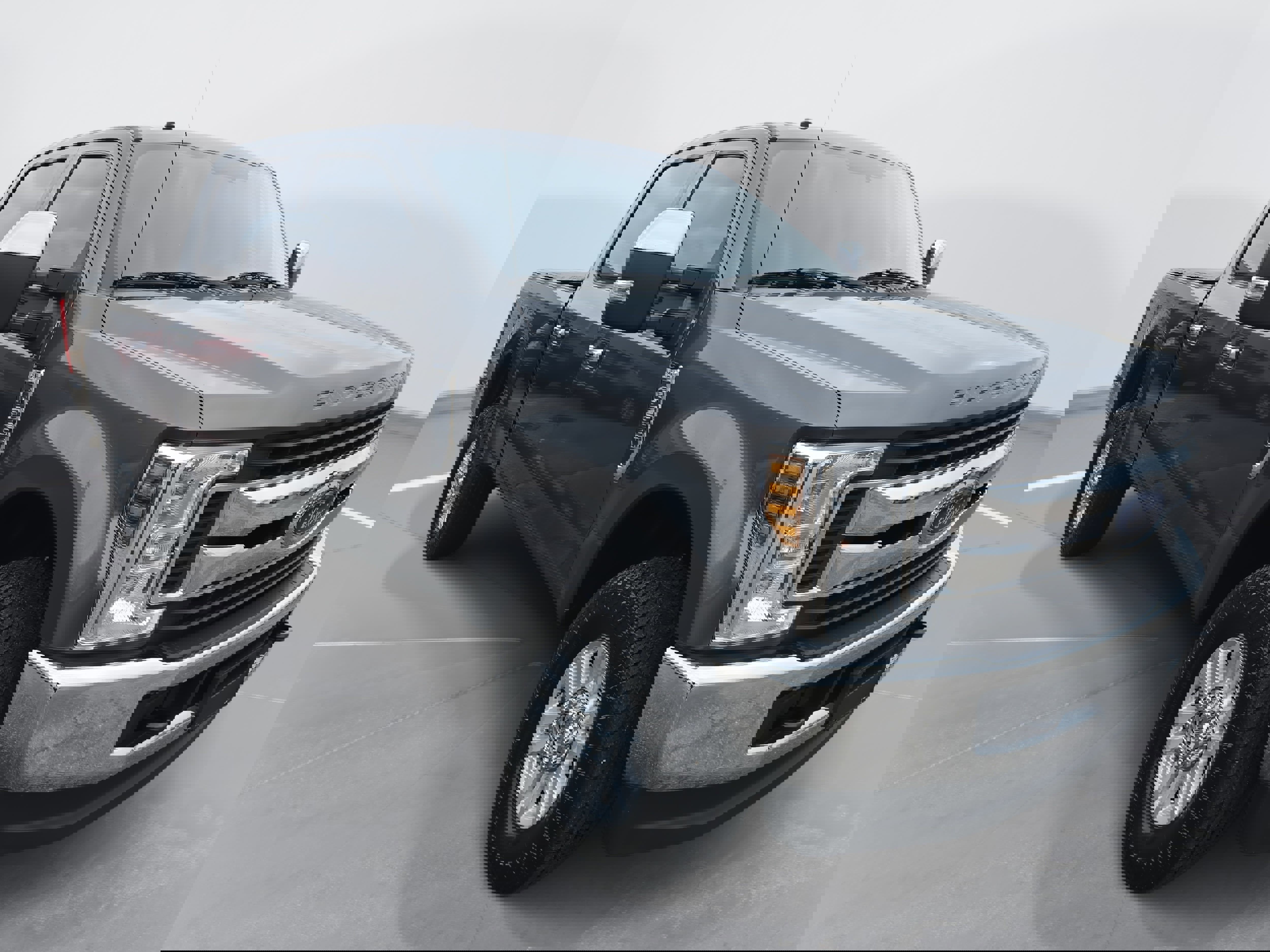 Used 2018 Ford F250 XLT image 3