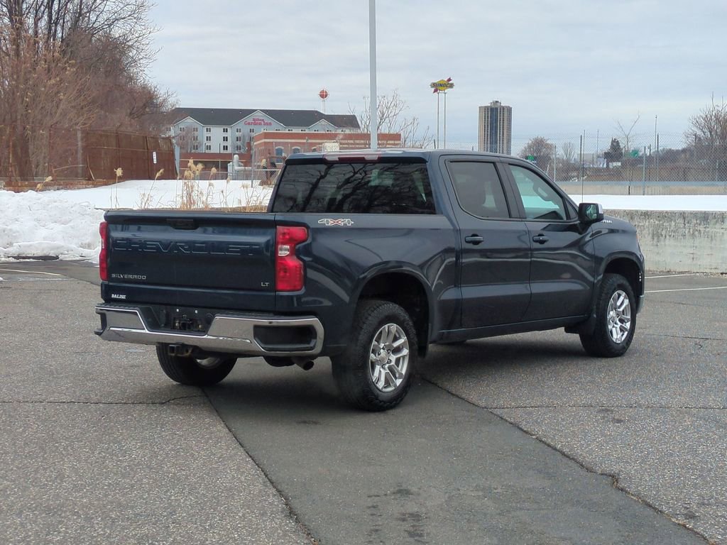 Certified 2022 Chevrolet Silverado 1500 LT image 3