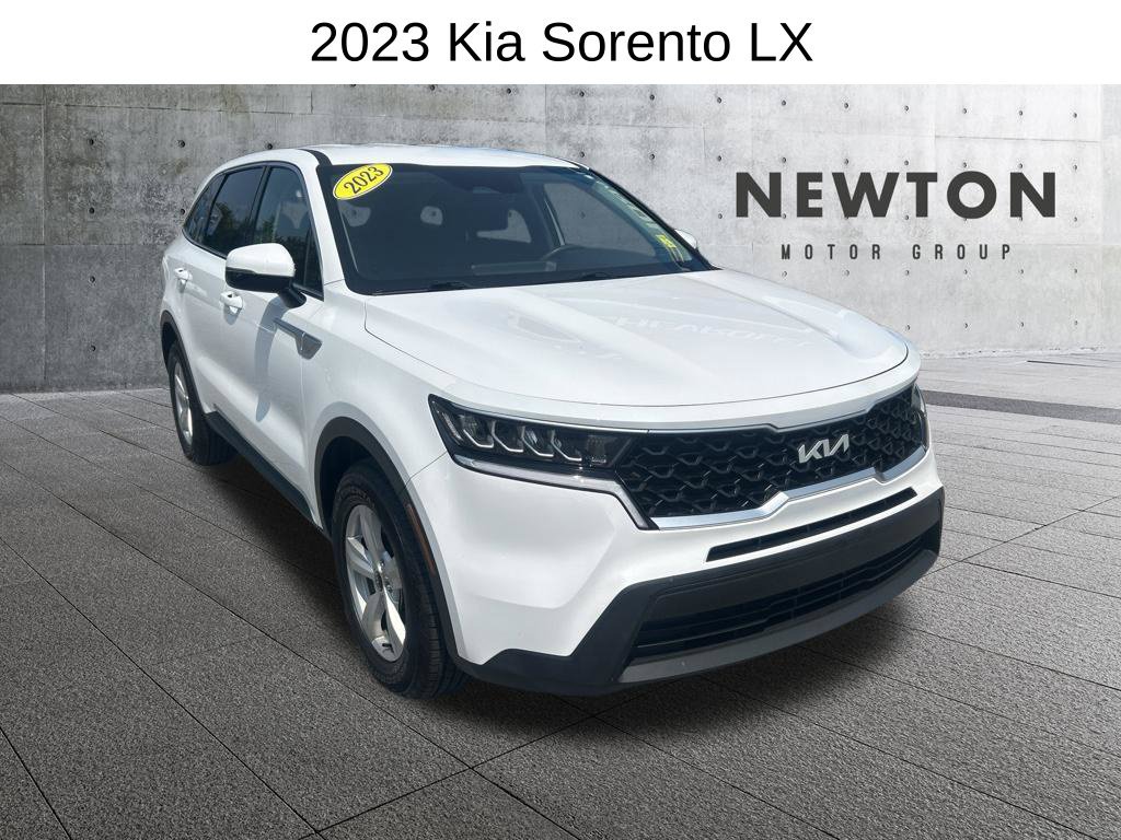 Used 2023 Kia Sorento LX