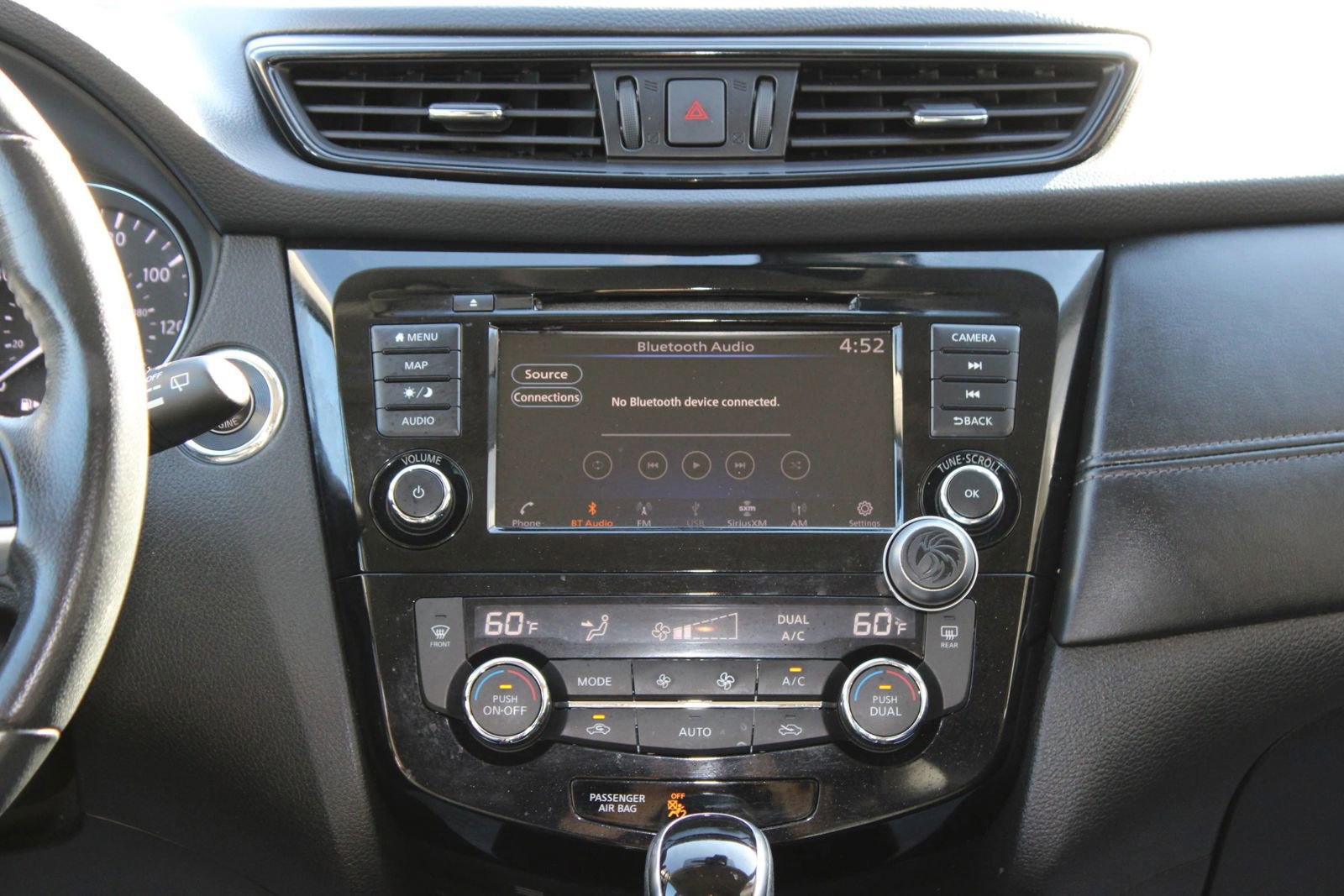 Used 2018 Nissan Rogue SL image 31