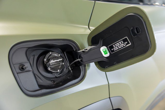 Used 2023 Lamborghini Urus Performante image 23