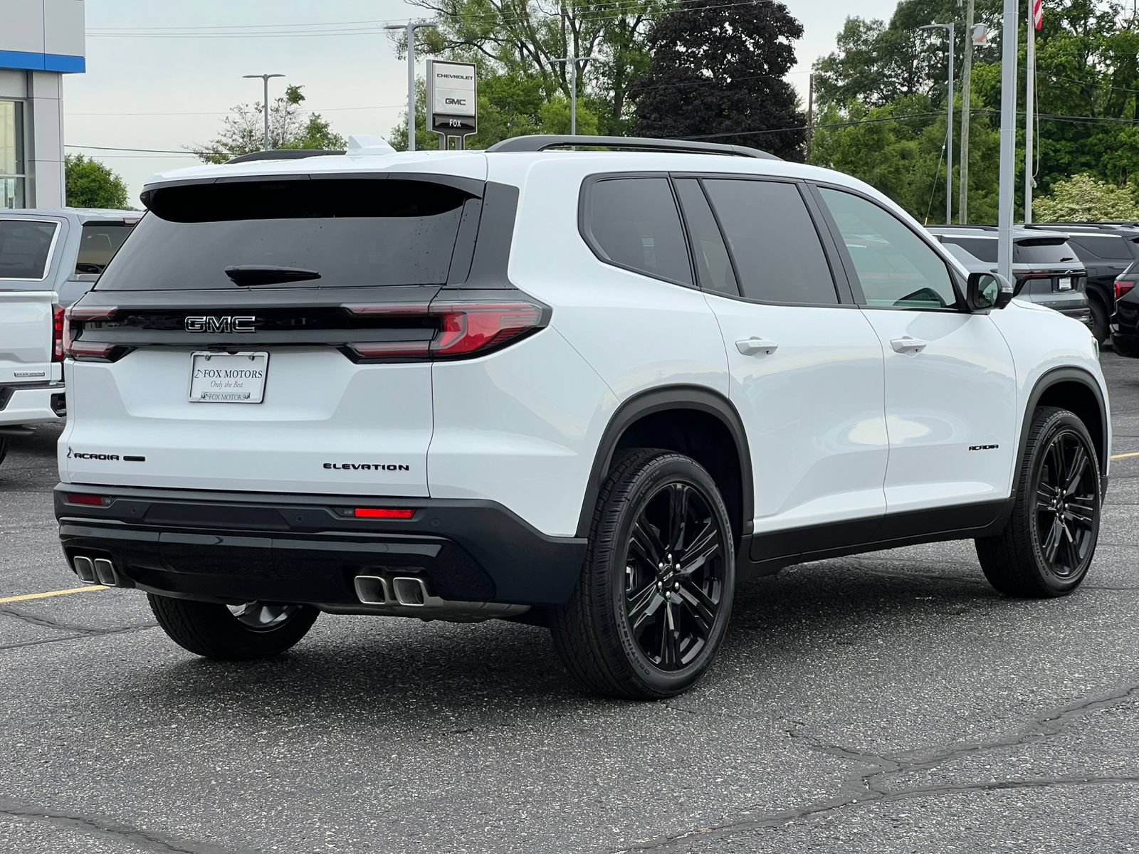 New 2026 GMC Acadia Elevation w/ Black Edition AWD/4WD image 10