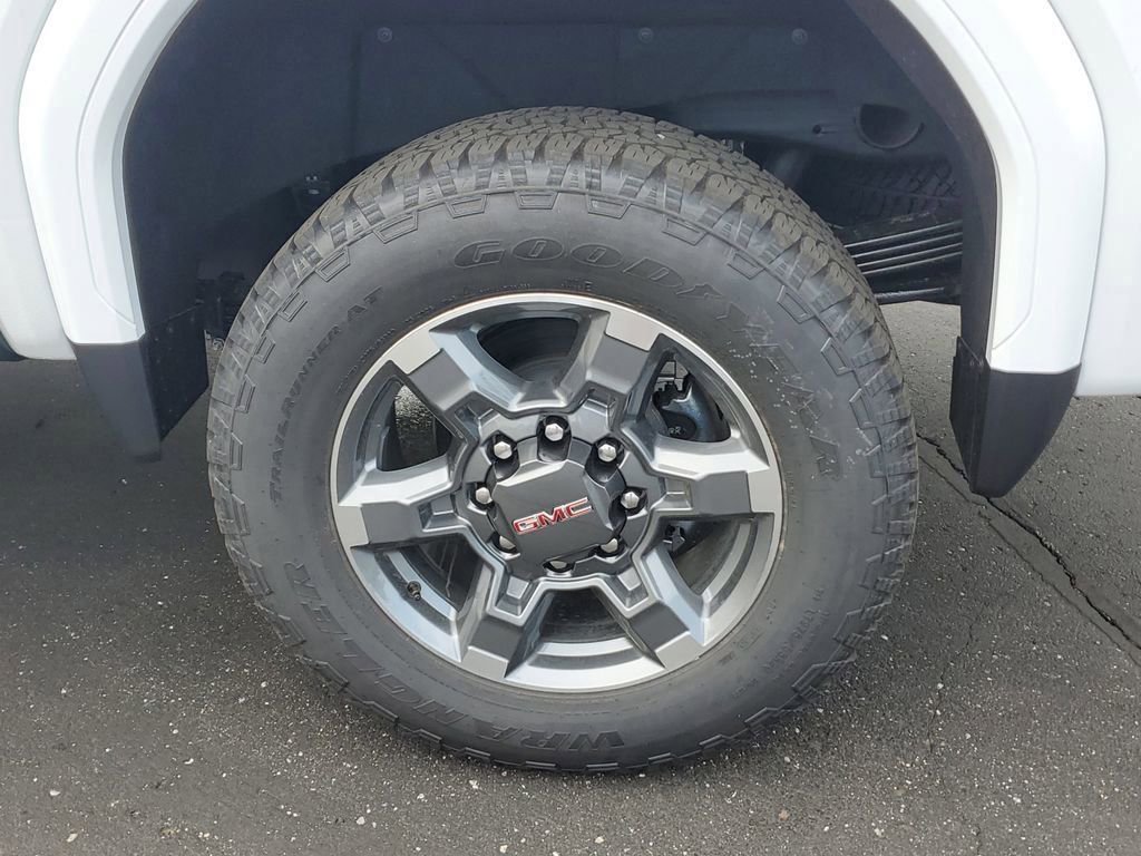 New 2025 GMC Sierra 2500 SLT w/ SLT Premium Package image 5