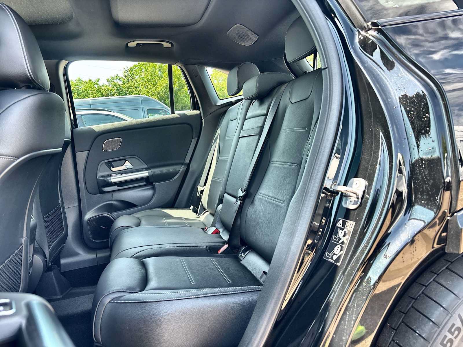 New 2026 Mercedes-Benz GLA 35 AMG 4MATIC image 4
