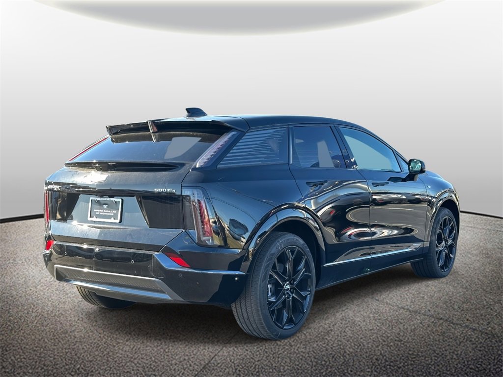 New 2025 Cadillac Optiq Sport 2 w/ LPO, ONYX Package image 2