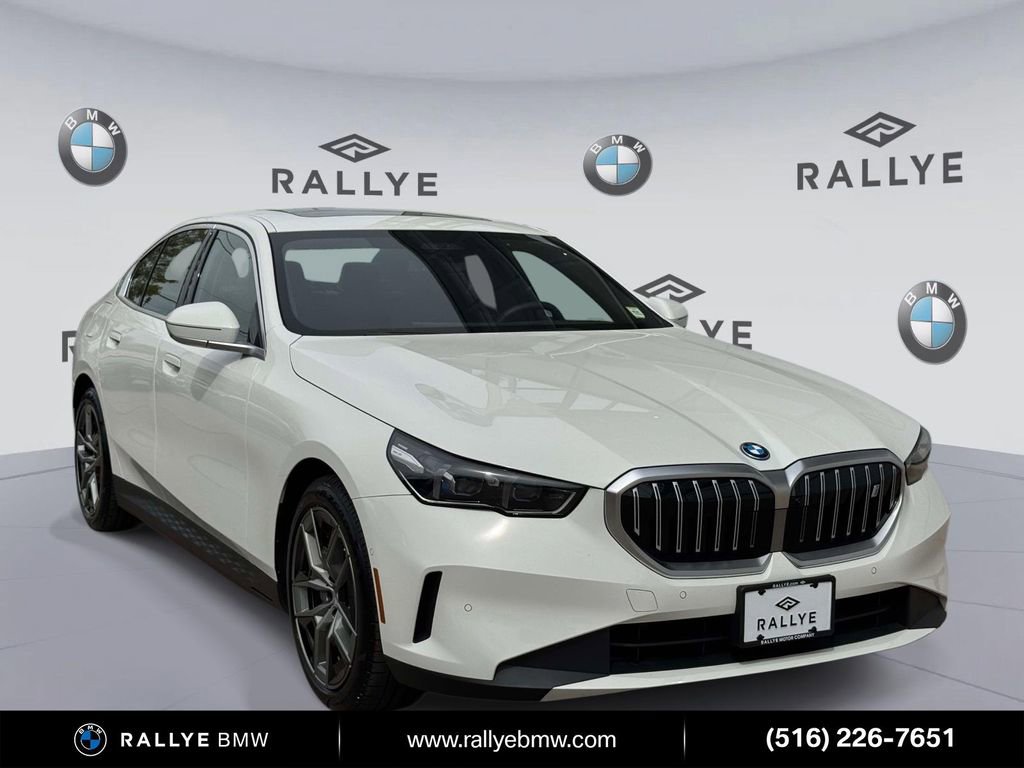 Certified 2025 BMW i5 xDrive40 w/ Premium Package AWD/4WD image 1