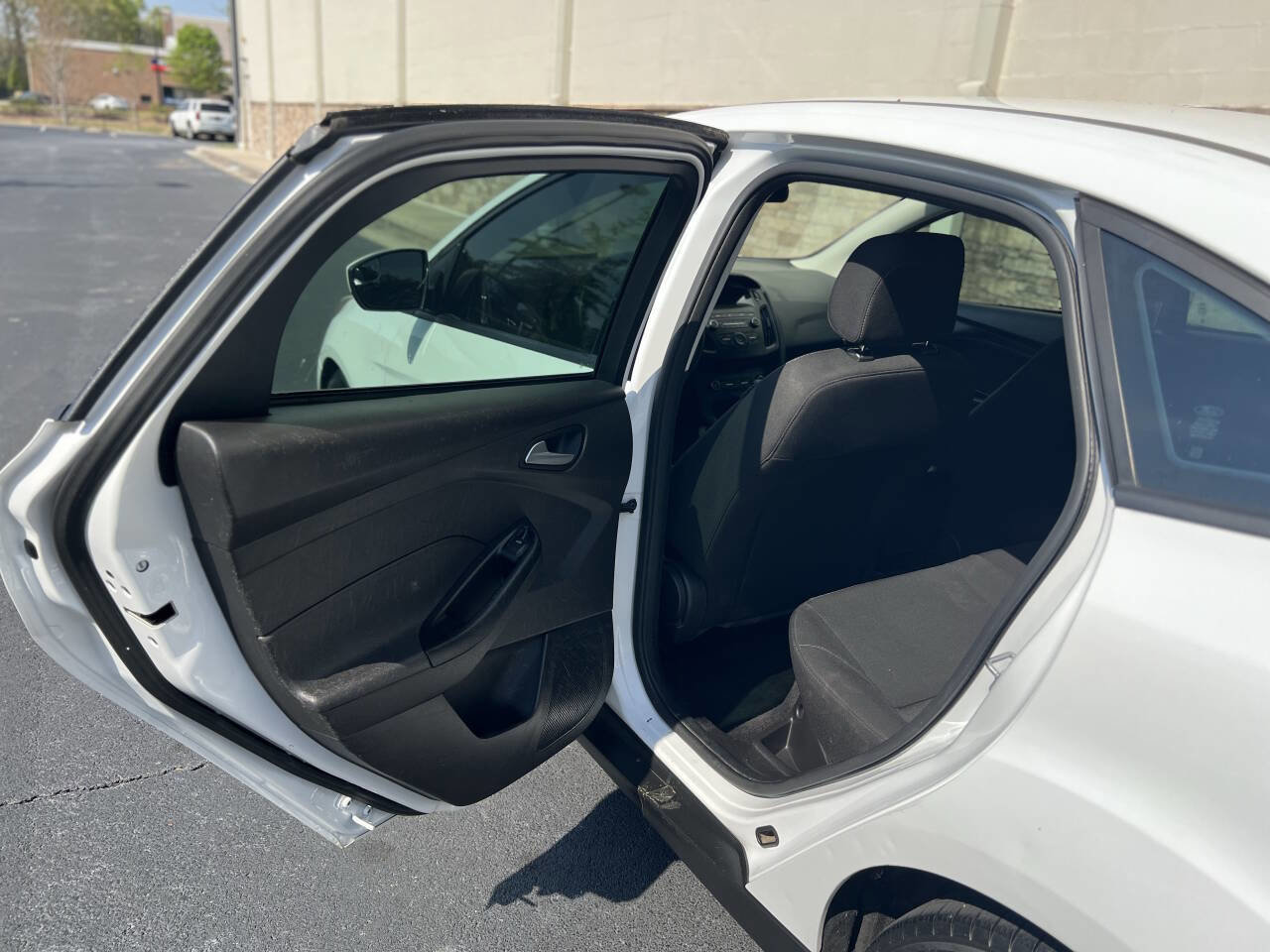 Used 2018 Ford Focus SE image 10