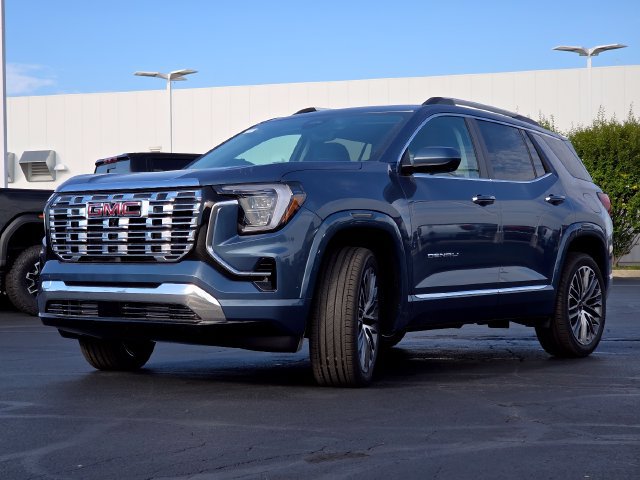New 2027 GMC Terrain Denali w/ LPO, Floor Liner Package AWD/4WD image 13