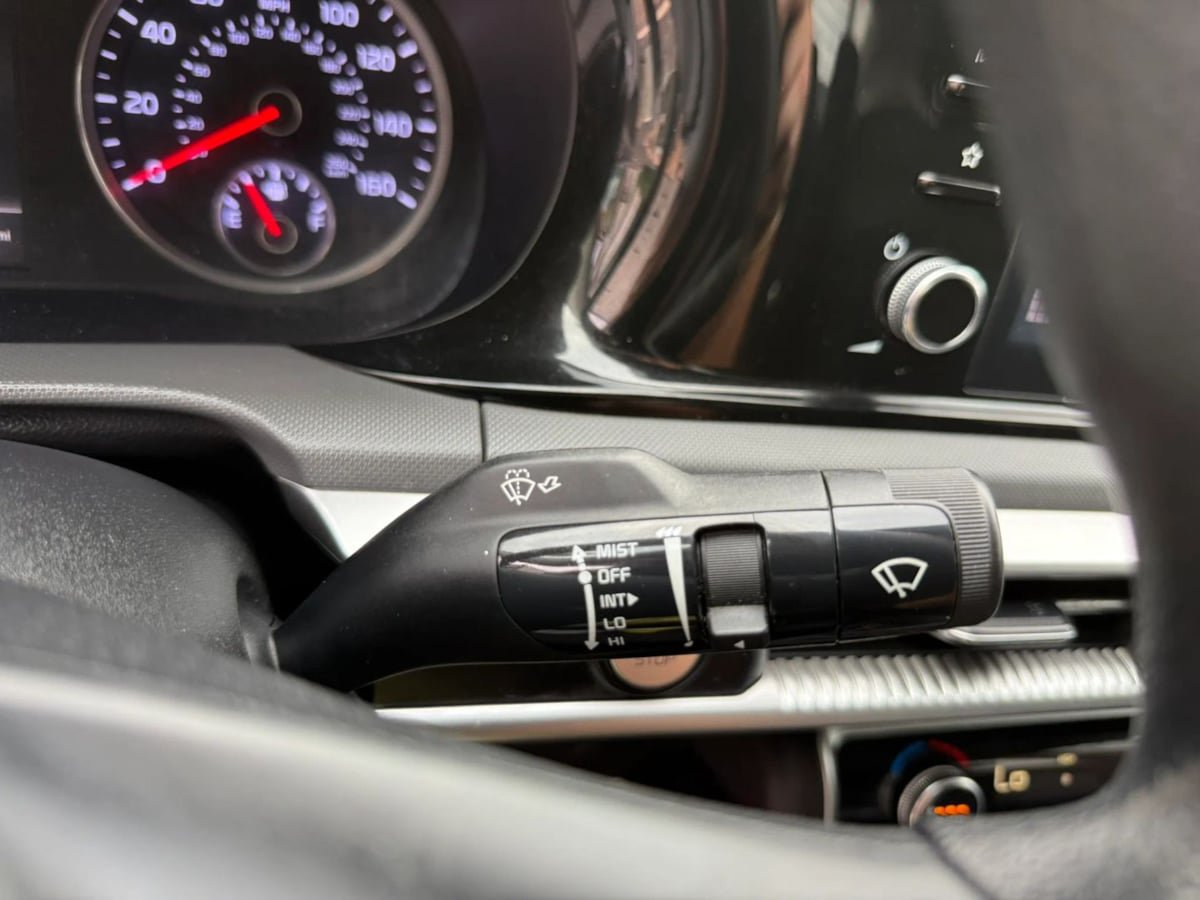 Used 2022 Kia K5 LXS FWD image 31