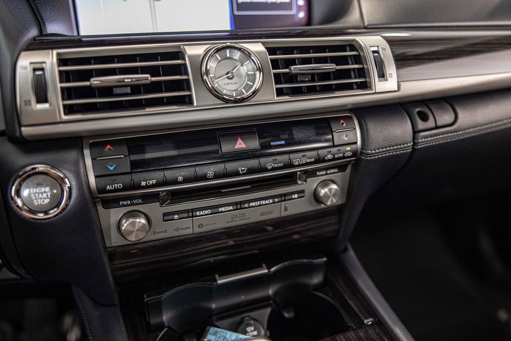 Used 2017 Lexus LS 460 AWD w/ Comfort Package image 29