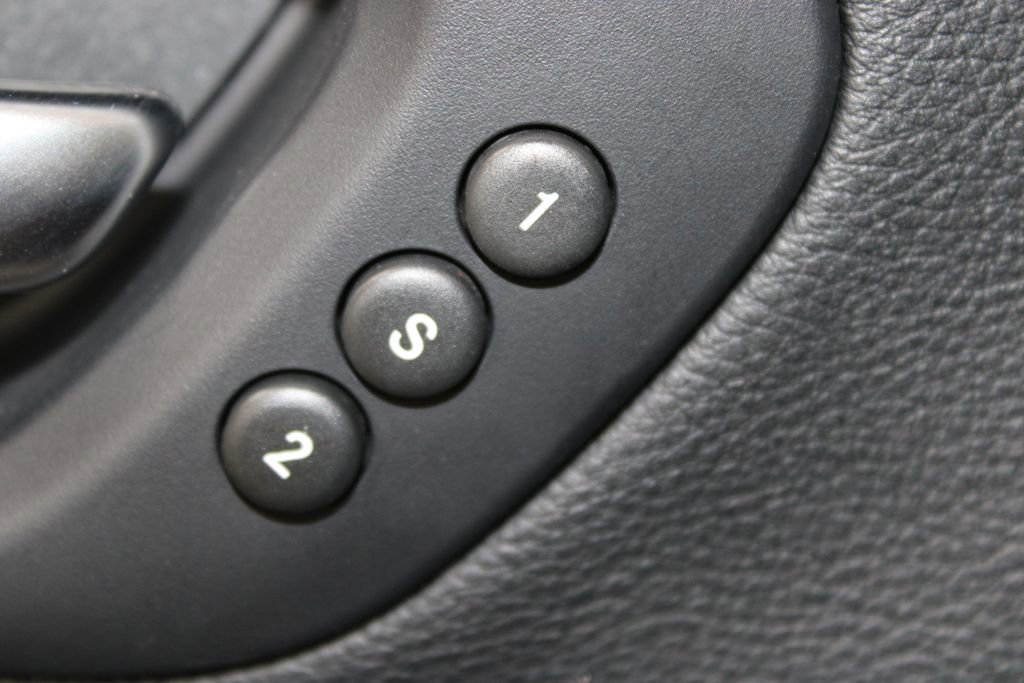 Used 2019 Jeep Cherokee Limited AWD/4WD image 32
