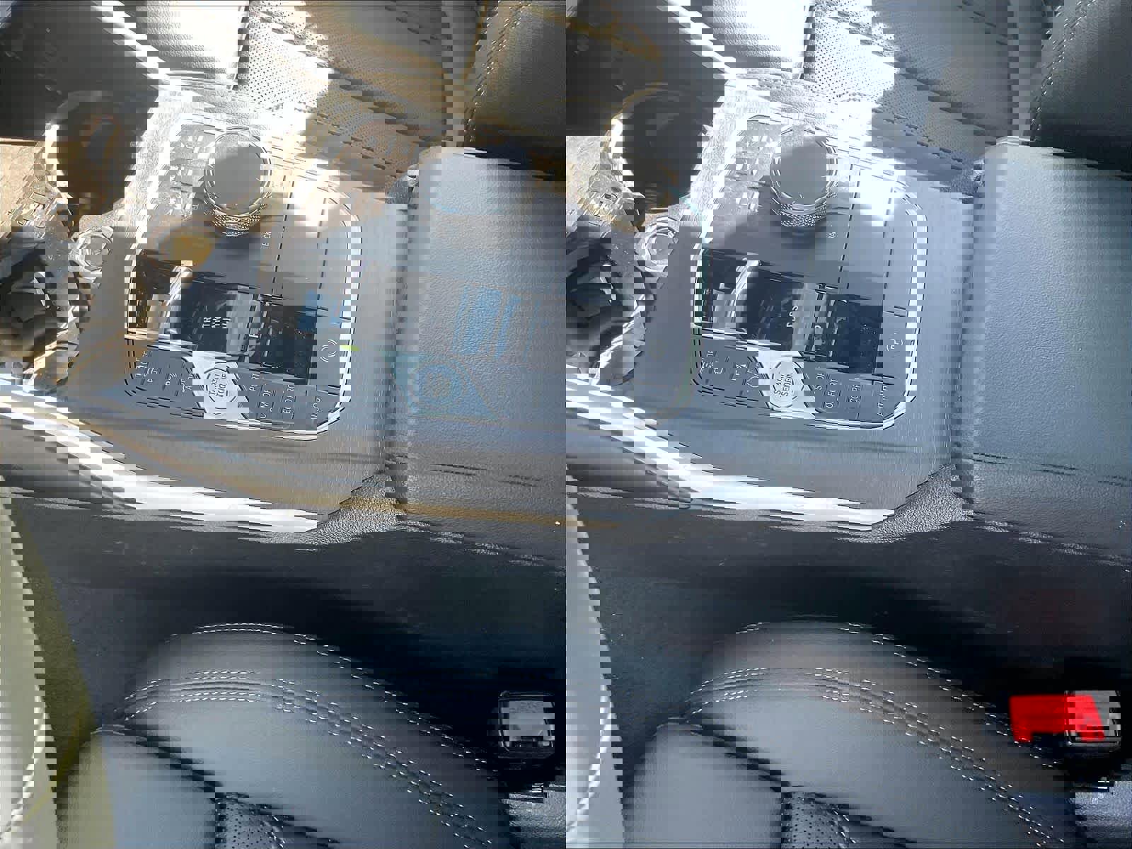 Used 2025 BMW M340i w/ Premium Package image 17